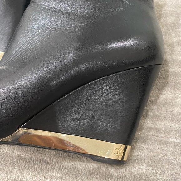 Chanel black booties - Picture 2 of 8